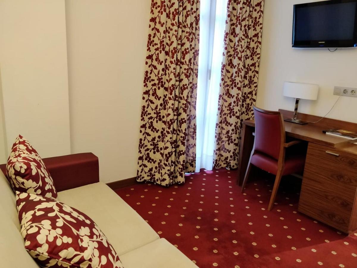 Alameda Centro Hotel Soria Buitenkant foto
